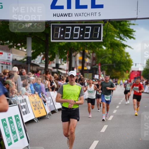 20.09.2026 - PSD Bank Halbmarathon LAZAROV Photography http://msf.ph/oto/10504254 20.09.2026 11:39:30 Ziel 2649, 3121, 3715, 4022, 4324, 4461 meine-sportfotos.de