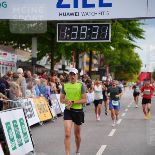 20.09.2026 - PSD Bank Halbmarathon LAZAROV Photography http://msf.ph/oto/10504258 20.09.2026 11:39:30 Ziel 2649, 3121, 3715, 4022, 4324, 4461 meine-sportfotos.de