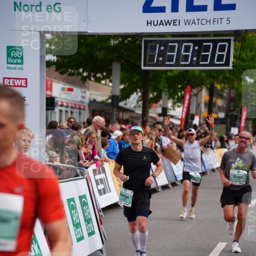 20.09.2026 - PSD Bank Halbmarathon LAZAROV Photography http://msf.ph/oto/10504327 20.09.2026 11:39:37 Ziel 1103, 1656, 1719, 2649, 2782, 3121, 3919, 4022, 4436 meine-sportfotos.de