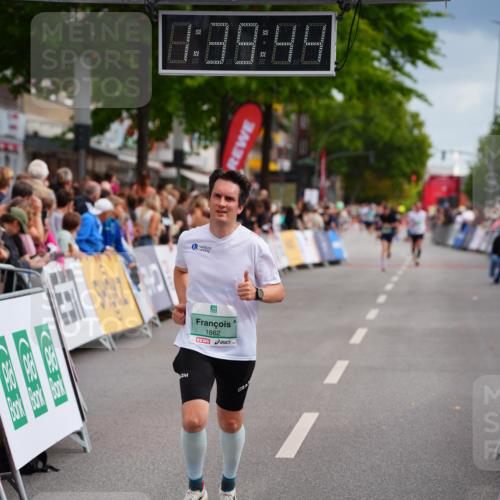 20.09.2026 - PSD Bank Halbmarathon LAZAROV Photography http://msf.ph/oto/10504386 20.09.2026 11:39:44 Ziel 1656, 1662, 2782, 3919, 4436 meine-sportfotos.de