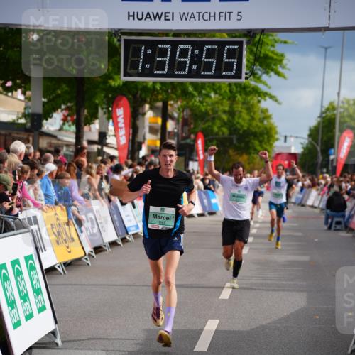20.09.2026 - PSD Bank Halbmarathon LAZAROV Photography http://msf.ph/oto/10504392 20.09.2026 11:39:54 Ziel 1841, 4107 meine-sportfotos.de