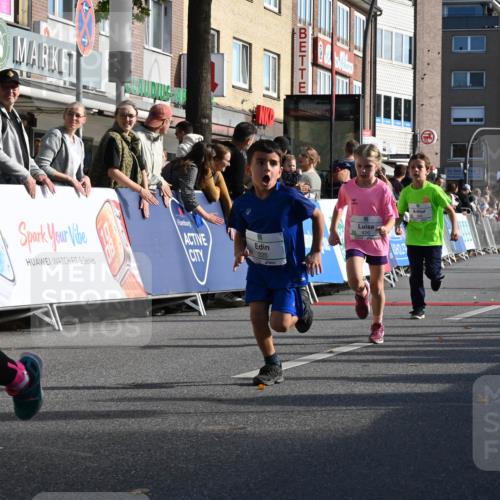 20.09.2026 - PSD Bank Halbmarathon J. Mangold http://msf.ph/oto/10504439 20.09.2026 10:31:47 Ziel 225, 276, 277, 298, 336, 399, 416, 426, 427 meine-sportfotos.de