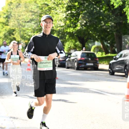 20.09.2026 - PSD Bank Halbmarathon Dr. Thomas Lammeyer http://msf.ph/oto/10504440 20.09.2026 11:00:54 Laufen 3926 meine-sportfotos.de