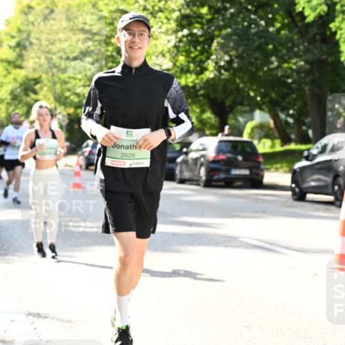 20.09.2026 - PSD Bank Halbmarathon Dr. Thomas Lammeyer http://msf.ph/oto/10504442 20.09.2026 11:00:54 Laufen 3926 meine-sportfotos.de