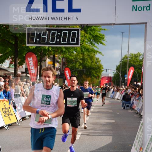 20.09.2026 - PSD Bank Halbmarathon LAZAROV Photography http://msf.ph/oto/10504454 20.09.2026 11:40:00 Ziel 1841, 2387, 3596, 4107, 4293 meine-sportfotos.de