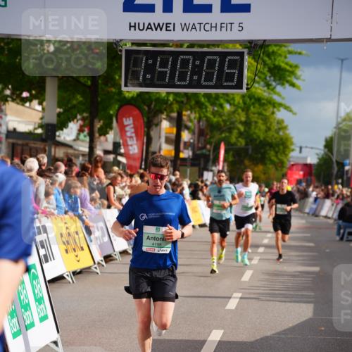 20.09.2026 - PSD Bank Halbmarathon LAZAROV Photography http://msf.ph/oto/10504511 20.09.2026 11:40:05 Ziel 2387, 3596, 4107, 4198, 4293, 4313, 4697 meine-sportfotos.de