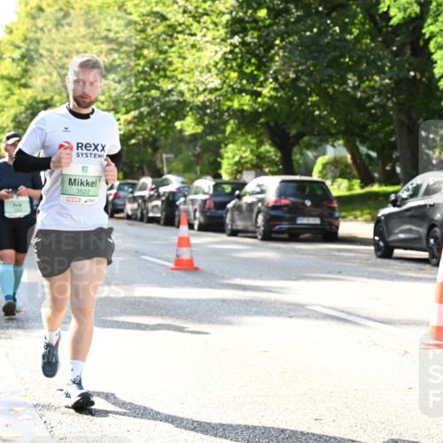 20.09.2026 - PSD Bank Halbmarathon Dr. Thomas Lammeyer http://msf.ph/oto/10504517 20.09.2026 11:01:00 Laufen 3522 meine-sportfotos.de
