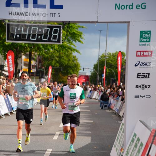 20.09.2026 - PSD Bank Halbmarathon LAZAROV Photography http://msf.ph/oto/10504537 20.09.2026 11:40:08 Ziel 2387, 3596, 3605, 4198, 4313, 4506, 4697 meine-sportfotos.de