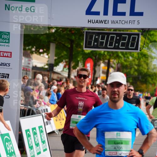 20.09.2026 - PSD Bank Halbmarathon LAZAROV Photography http://msf.ph/oto/10504650 20.09.2026 11:40:20 Ziel 1466, 2046, 3125, 3544, 3767, 3769, 3888, 4091, 4506, 4672, 4706 meine-sportfotos.de
