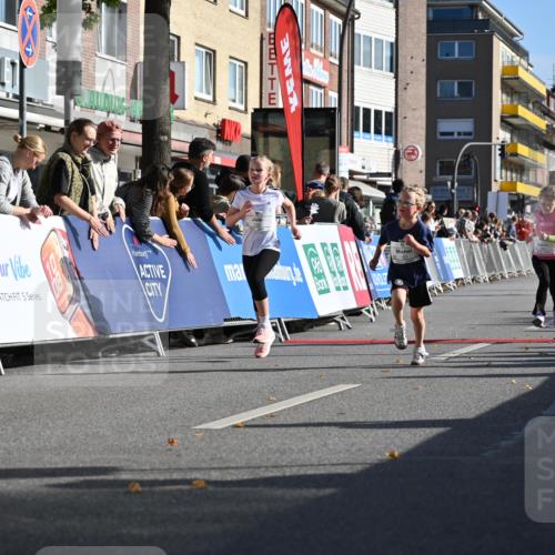 20.09.2026 - PSD Bank Halbmarathon J. Mangold http://msf.ph/oto/10504684 20.09.2026 10:33:18 Ziel 106, 151, 254, 255, 325 meine-sportfotos.de