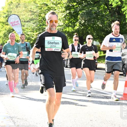 20.09.2026 - PSD Bank Halbmarathon Dr. Thomas Lammeyer http://msf.ph/oto/10504721 20.09.2026 11:01:15 Laufen 3679, 2294, 2897 meine-sportfotos.de