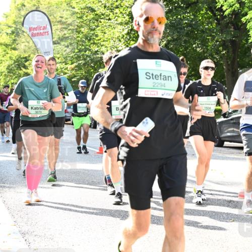 20.09.2026 - PSD Bank Halbmarathon Dr. Thomas Lammeyer http://msf.ph/oto/10504728 20.09.2026 11:01:15 Laufen 5, 3679, 2294, 1608, 2897 meine-sportfotos.de