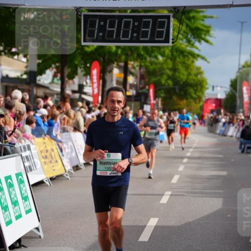 20.09.2026 - PSD Bank Halbmarathon LAZAROV Photography http://msf.ph/oto/10504740 20.09.2026 11:40:32 Ziel 1582, 2657, 4091 meine-sportfotos.de