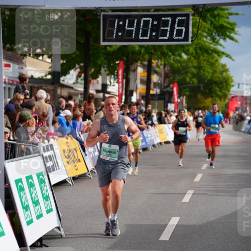 20.09.2026 - PSD Bank Halbmarathon LAZAROV Photography http://msf.ph/oto/10504750 20.09.2026 11:40:36 Ziel 1582, 2657, 3004, 4275, 4440 meine-sportfotos.de