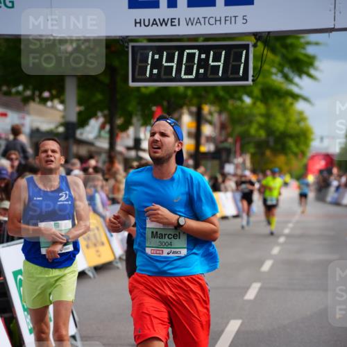 20.09.2026 - PSD Bank Halbmarathon LAZAROV Photography http://msf.ph/oto/10504794 20.09.2026 11:40:41 Ziel 2496, 3004, 4275, 4440 meine-sportfotos.de