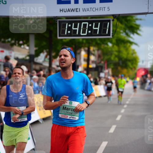 20.09.2026 - PSD Bank Halbmarathon LAZAROV Photography http://msf.ph/oto/10504798 20.09.2026 11:40:41 Ziel 2496, 3004, 4275, 4440 meine-sportfotos.de