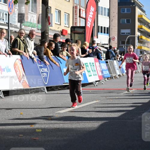 20.09.2026 - PSD Bank Halbmarathon J. Mangold http://msf.ph/oto/10504903 20.09.2026 10:34:08 Ziel 147, 148, 168, 267, 268, 270, 295, 350, 367 meine-sportfotos.de