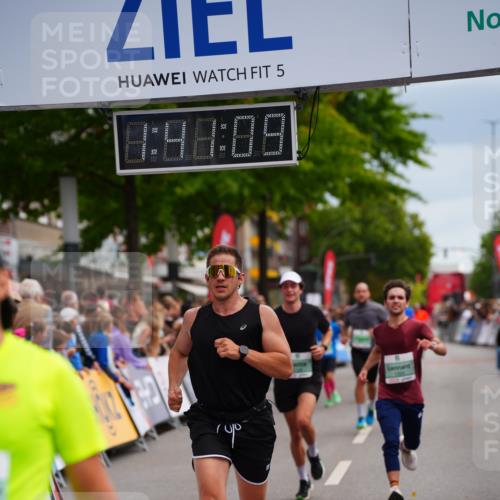 20.09.2026 - PSD Bank Halbmarathon LAZAROV Photography http://msf.ph/oto/10504973 20.09.2026 11:41:08 Ziel 1128, 1394, 2474, 2829, 4482, 4681 meine-sportfotos.de