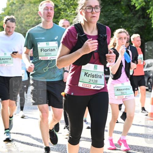 20.09.2026 - PSD Bank Halbmarathon Dr. Thomas Lammeyer http://msf.ph/oto/10504995 20.09.2026 11:01:34 Laufen 4389, 2094, 2128, 3418 meine-sportfotos.de