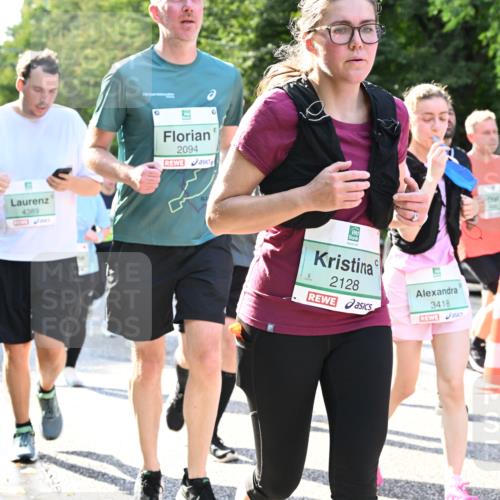 20.09.2026 - PSD Bank Halbmarathon Dr. Thomas Lammeyer http://msf.ph/oto/10504997 20.09.2026 11:01:34 Laufen 4389, 2094, 2128, 3418 meine-sportfotos.de