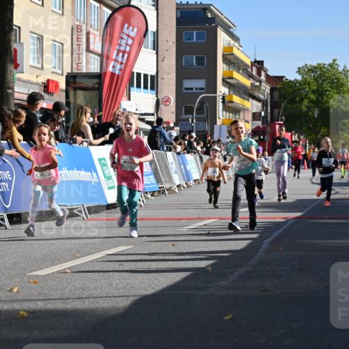 20.09.2026 - PSD Bank Halbmarathon J. Mangold http://msf.ph/oto/10505027 20.09.2026 10:34:41 Ziel 119, 161, 195, 378, 383, 400, 401, 403, 428, 452 meine-sportfotos.de