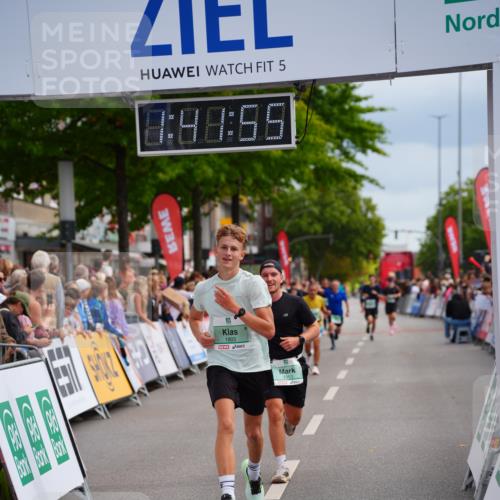 20.09.2026 - PSD Bank Halbmarathon LAZAROV Photography http://msf.ph/oto/10505220 20.09.2026 11:41:55 Ziel 1583, 1803, 2069, 4353 meine-sportfotos.de