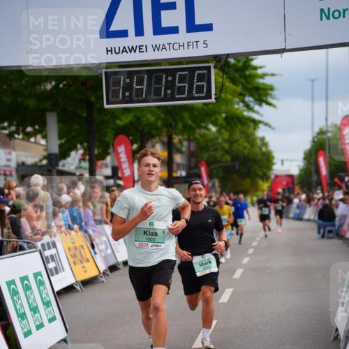 20.09.2026 - PSD Bank Halbmarathon LAZAROV Photography http://msf.ph/oto/10505227 20.09.2026 11:41:55 Ziel 1583, 1803, 2069, 4353 meine-sportfotos.de