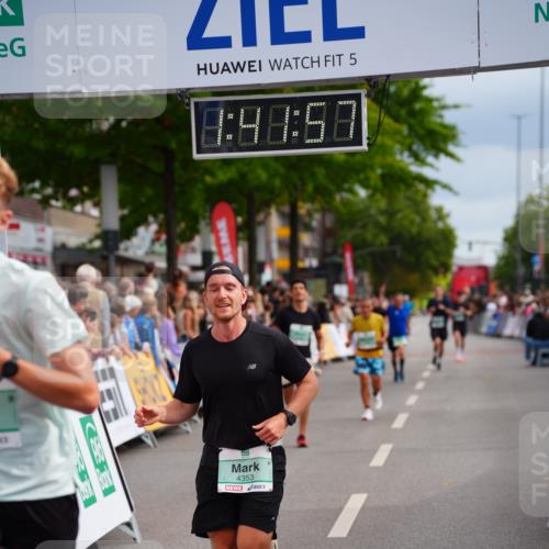 20.09.2026 - PSD Bank Halbmarathon LAZAROV Photography http://msf.ph/oto/10505248 20.09.2026 11:41:56 Ziel 1583, 1803, 2069, 4353 meine-sportfotos.de