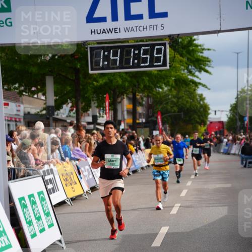 20.09.2026 - PSD Bank Halbmarathon LAZAROV Photography http://msf.ph/oto/10505252 20.09.2026 11:41:58 Ziel 1583, 1803, 1852, 2069, 4353 meine-sportfotos.de