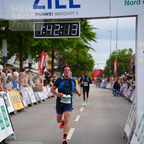 20.09.2026 - PSD Bank Halbmarathon LAZAROV Photography http://msf.ph/oto/10505370 20.09.2026 11:42:13 Ziel 1188, 2179, 2267, 2981, 3608 meine-sportfotos.de