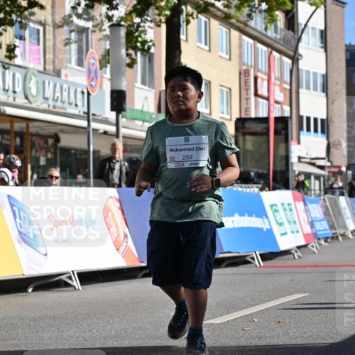 20.09.2026 - PSD Bank Halbmarathon J. Mangold http://msf.ph/oto/10505383 20.09.2026 10:40:20 Ziel 259 meine-sportfotos.de