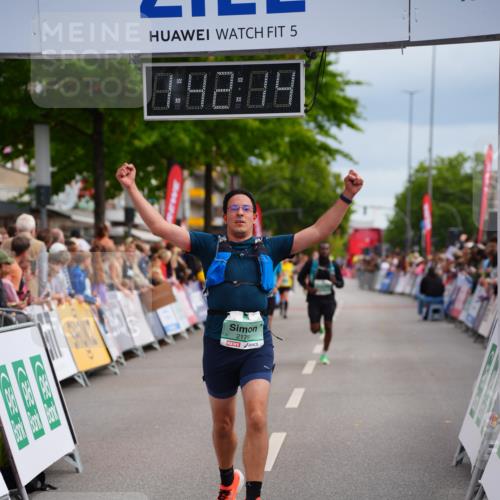 20.09.2026 - PSD Bank Halbmarathon LAZAROV Photography http://msf.ph/oto/10505391 20.09.2026 11:42:13 Ziel 1188, 2179, 2267, 2981, 3608 meine-sportfotos.de