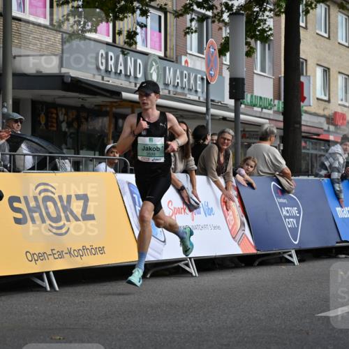 20.09.2026 - PSD Bank Halbmarathon J. Mangold http://msf.ph/oto/10505433 20.09.2026 11:11:32 Ziel 3599 meine-sportfotos.de