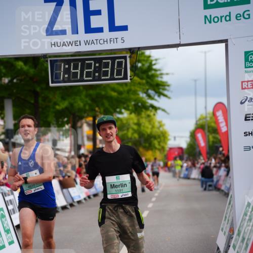 20.09.2026 - PSD Bank Halbmarathon LAZAROV Photography http://msf.ph/oto/10505510 20.09.2026 11:42:29 Ziel 1591, 2256, 4620, 4653 meine-sportfotos.de