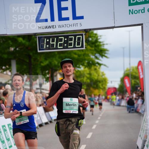 20.09.2026 - PSD Bank Halbmarathon LAZAROV Photography http://msf.ph/oto/10505515 20.09.2026 11:42:30 Ziel 1591, 2256, 4620, 4653 meine-sportfotos.de