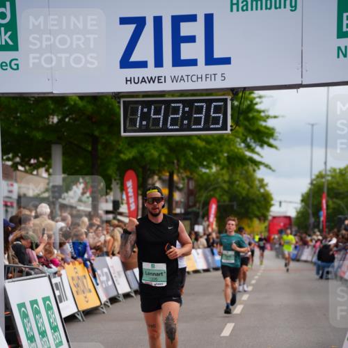 20.09.2026 - PSD Bank Halbmarathon LAZAROV Photography http://msf.ph/oto/10505534 20.09.2026 11:42:34 Ziel 1336, 1591, 2781, 4288, 4620 meine-sportfotos.de