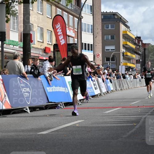 20.09.2026 - PSD Bank Halbmarathon J. Mangold http://msf.ph/oto/10505643 20.09.2026 11:18:08 Ziel 1204, 1765, 2951 meine-sportfotos.de