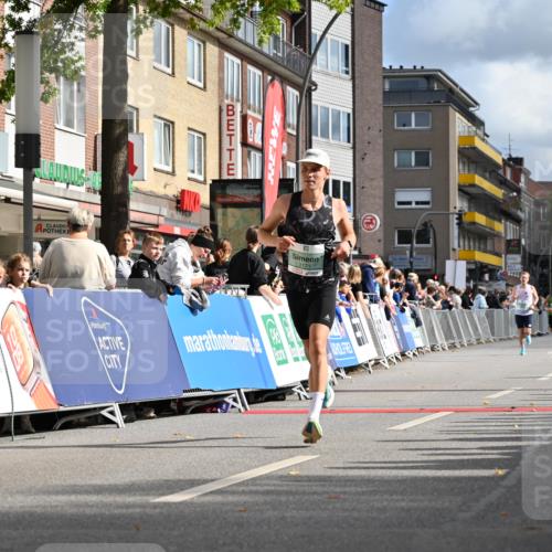 20.09.2026 - PSD Bank Halbmarathon J. Mangold http://msf.ph/oto/10505750 20.09.2026 11:18:59 Ziel 3171, 3272, 4119 meine-sportfotos.de