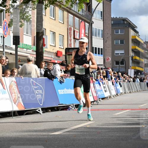 20.09.2026 - PSD Bank Halbmarathon J. Mangold http://msf.ph/oto/10505753 20.09.2026 11:18:59 Ziel 3171, 3272, 4119 meine-sportfotos.de