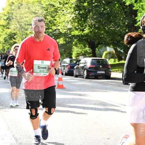 20.09.2026 - PSD Bank Halbmarathon Dr. Thomas Lammeyer http://msf.ph/oto/10505768 20.09.2026 11:02:26 Laufen 3040, 9 meine-sportfotos.de