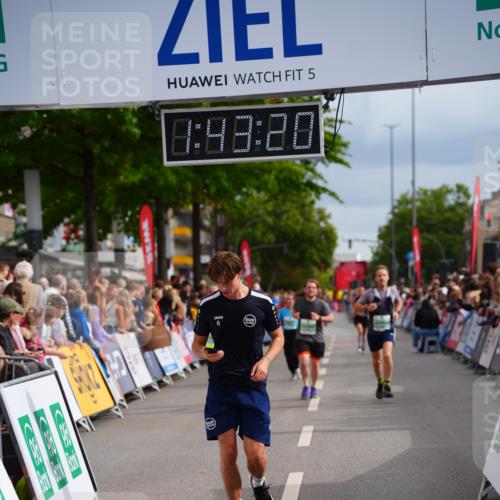 20.09.2026 - PSD Bank Halbmarathon LAZAROV Photography http://msf.ph/oto/10505800 20.09.2026 11:43:19 Ziel 1492, 4532 meine-sportfotos.de