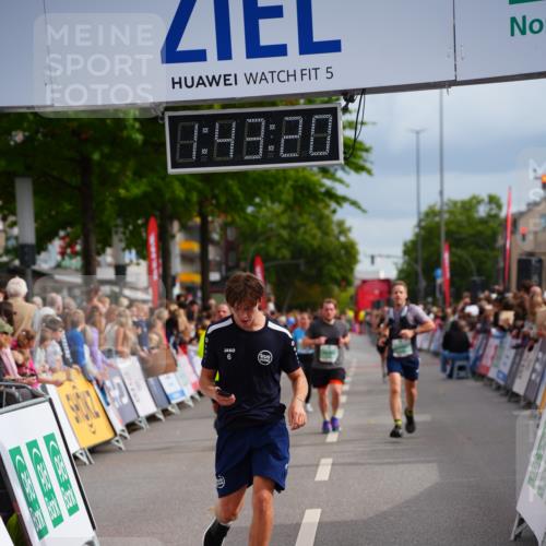 20.09.2026 - PSD Bank Halbmarathon LAZAROV Photography http://msf.ph/oto/10505809 20.09.2026 11:43:19 Ziel 1492, 4532 meine-sportfotos.de