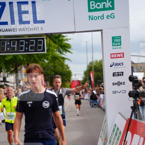 20.09.2026 - PSD Bank Halbmarathon LAZAROV Photography http://msf.ph/oto/10505830 20.09.2026 11:43:22 Ziel 1492, 2245, 2642, 2729, 3285, 4532 meine-sportfotos.de