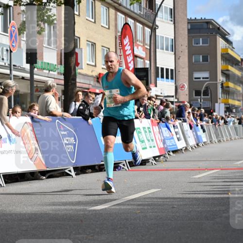 20.09.2026 - PSD Bank Halbmarathon J. Mangold http://msf.ph/oto/10505835 20.09.2026 11:19:43 Ziel 1785, 4372, 4718 meine-sportfotos.de