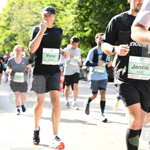 20.09.2026 - PSD Bank Halbmarathon Dr. Thomas Lammeyer http://msf.ph/oto/10505893 20.09.2026 11:02:34 Laufen 2320, 4062 meine-sportfotos.de
