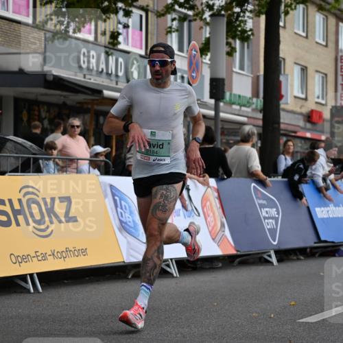20.09.2026 - PSD Bank Halbmarathon J. Mangold http://msf.ph/oto/10505971 20.09.2026 11:21:42 Ziel 2184, 4763 meine-sportfotos.de