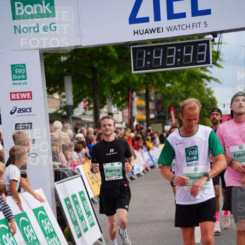 20.09.2026 - PSD Bank Halbmarathon LAZAROV Photography http://msf.ph/oto/10505999 20.09.2026 11:43:43 Ziel 1431, 1671, 2568, 3023, 4055, 4220, 4307, 4351, 4529, 4658 meine-sportfotos.de