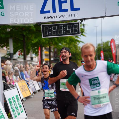 20.09.2026 - PSD Bank Halbmarathon LAZAROV Photography http://msf.ph/oto/10506010 20.09.2026 11:43:45 Ziel 1431, 2568, 3023, 4055, 4220, 4307, 4351, 4529, 4658, 4787 meine-sportfotos.de