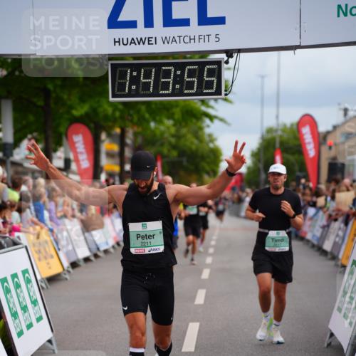 20.09.2026 - PSD Bank Halbmarathon LAZAROV Photography http://msf.ph/oto/10506027 20.09.2026 11:43:55 Ziel 1493, 1553, 2211, 2946, 3117, 3662, 4220, 4787 meine-sportfotos.de