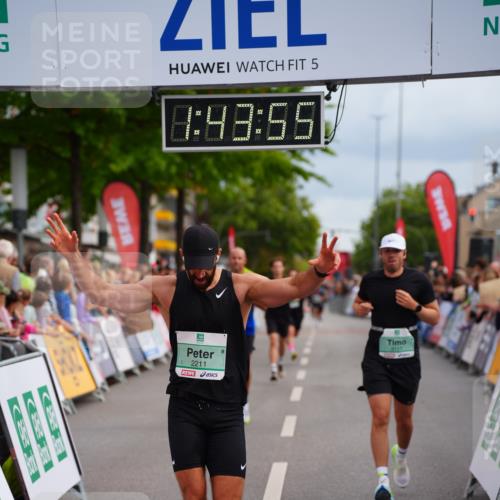 20.09.2026 - PSD Bank Halbmarathon LAZAROV Photography http://msf.ph/oto/10506032 20.09.2026 11:43:55 Ziel 1493, 1553, 2211, 2946, 3117, 3662, 4220, 4787 meine-sportfotos.de